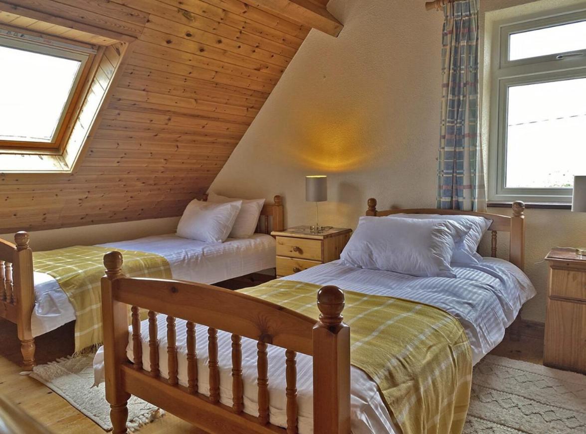 Lands End Cottage - Connemara Aughrus More 外观 照片