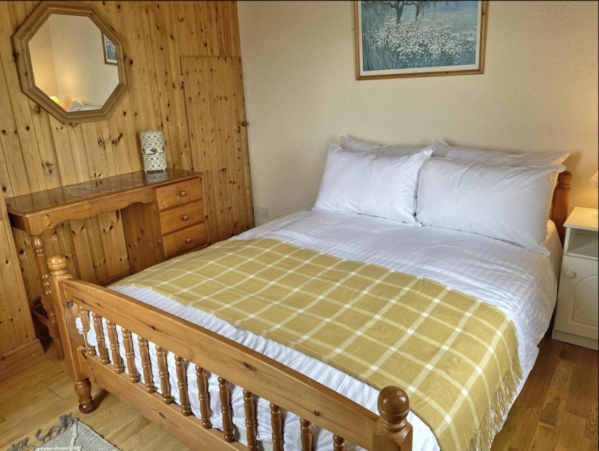 Lands End Cottage - Connemara Aughrus More 外观 照片